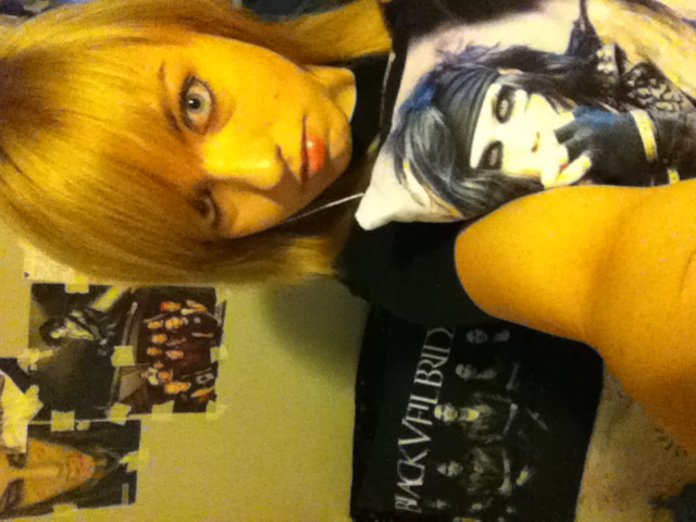 Me and my BVB pillow<3
